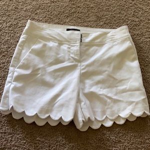 The limited white scalloped shorts